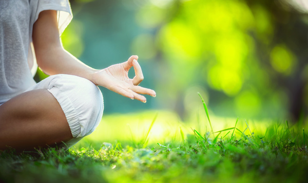 Les meilleurs spots pour pratiquer le yoga dans la nature