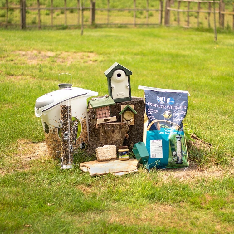 garden-wildlife-package-for-nursing-care-homes-scandinavia-qpa9552.jpg